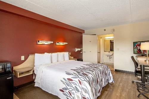 Red Roof Inn Milford - New Haven image 12