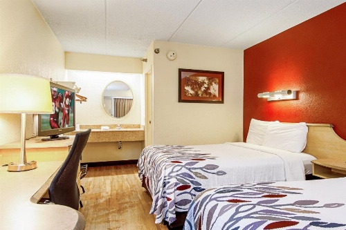 Red Roof Inn Milford - New Haven image 15