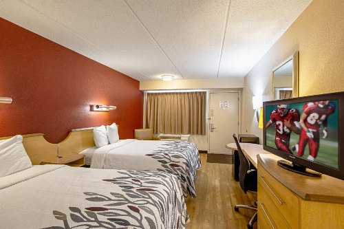 Red Roof Inn Milford - New Haven image 18